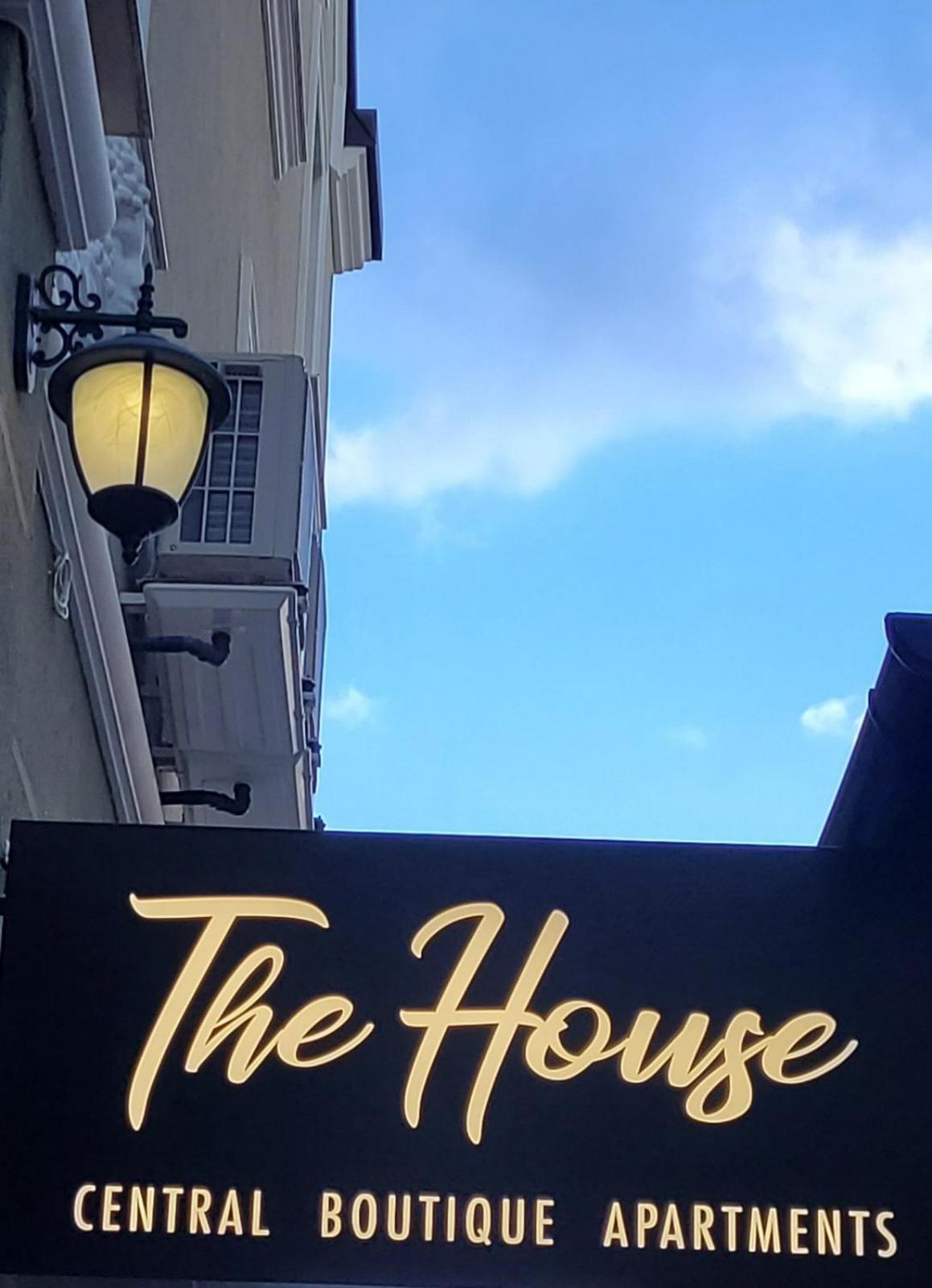 The House - Central Boutique Apartments Kyustendil Exterior foto